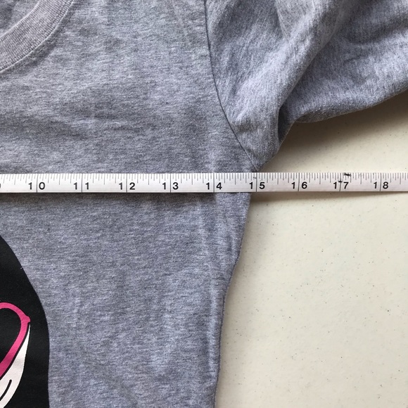 MARC by MARC JACOBS | Gray Graphic Tee - Picture 5 of 6